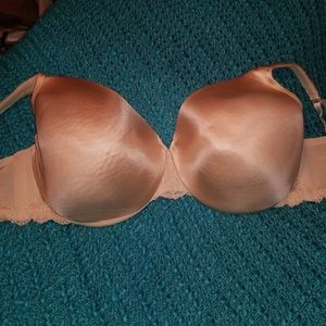 40G Cacique beige underwire padded bra